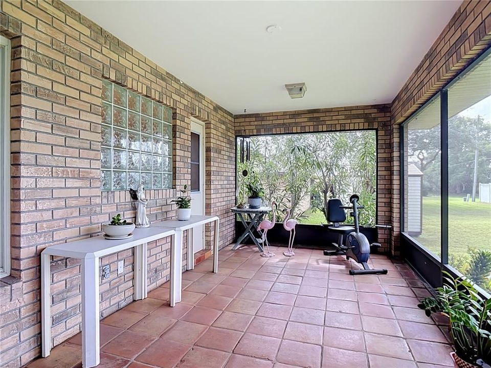 En Venta: $330,000 (3 camas, 2 baños, 1727 Pies cuadrados)