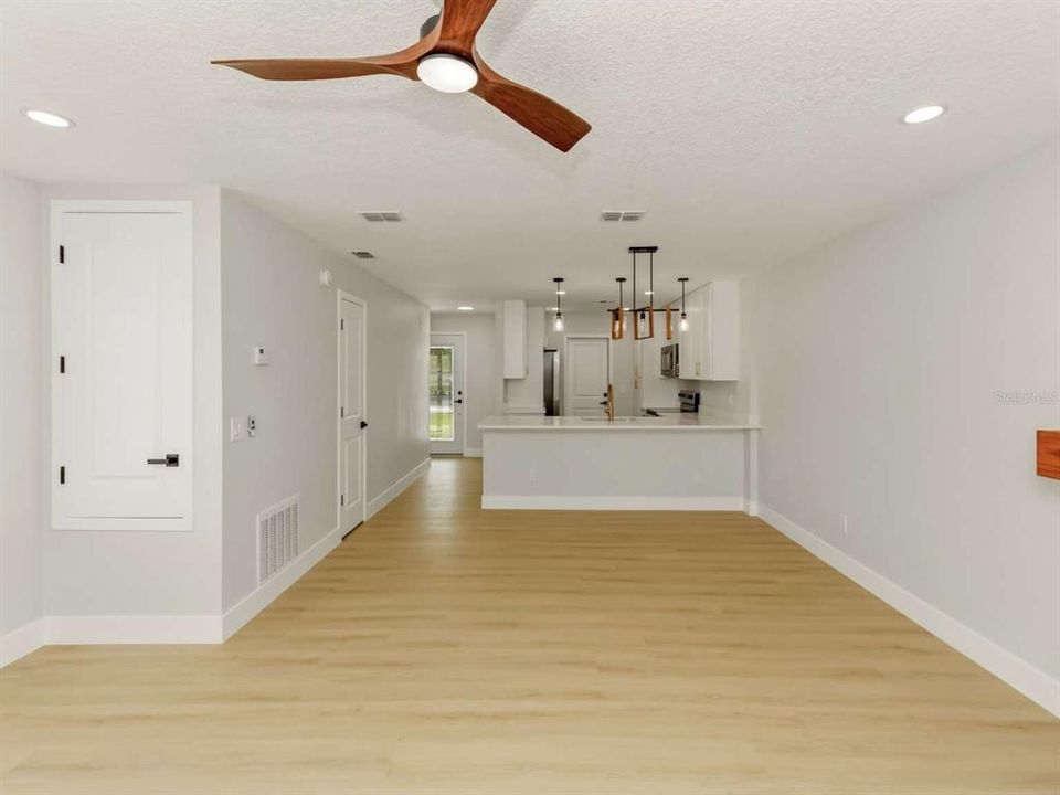 En Venta: $339,900 (2 camas, 1 baños, 1340 Pies cuadrados)