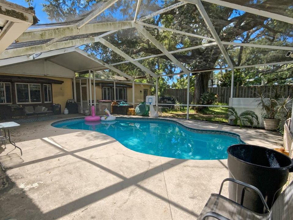 En Venta: $574,900 (0 camas, 0 baños, 2818 Pies cuadrados)