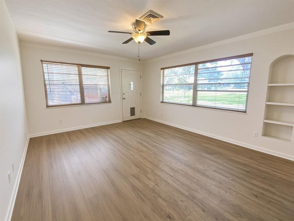 En Venta: $574,900 (0 camas, 0 baños, 2818 Pies cuadrados)