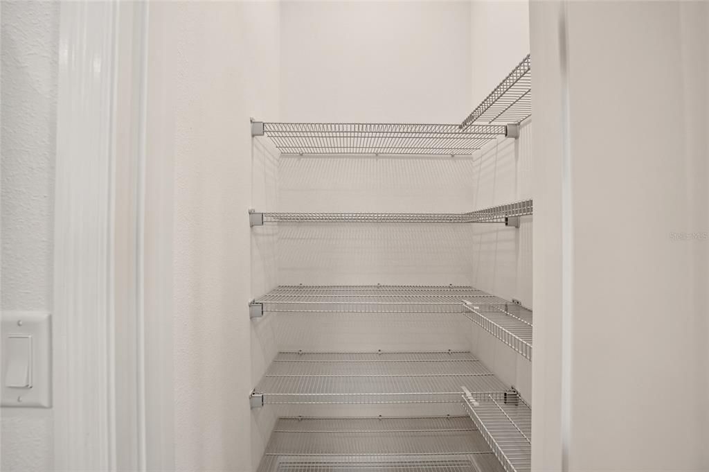 На продажу: $459,295 (2 спален, 2 ванн, 2142 Квадратных фут)