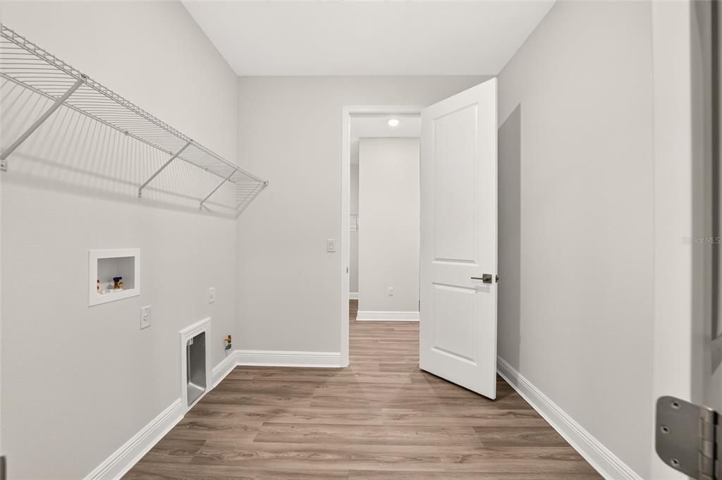 На продажу: $459,295 (2 спален, 2 ванн, 2142 Квадратных фут)