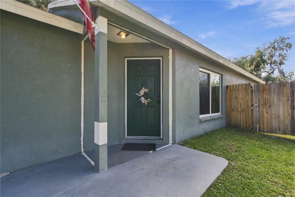 For Sale: $350,000 (4 beds, 2 baths, 1341 Square Feet)
