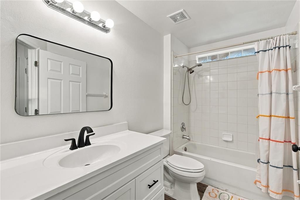 For Sale: $350,000 (4 beds, 2 baths, 1341 Square Feet)