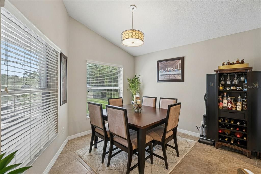 For Sale: $539,900 (4 beds, 3 baths, 1956 Square Feet)