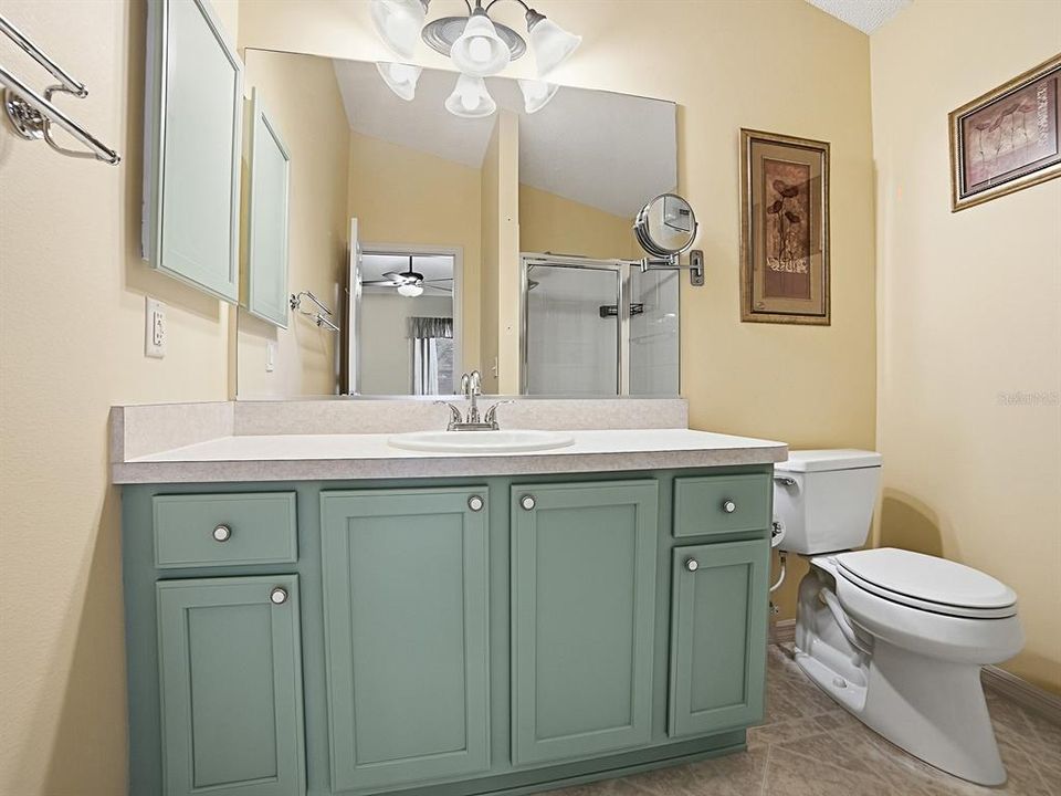 For Sale: $339,000 (3 beds, 2 baths, 1422 Square Feet)