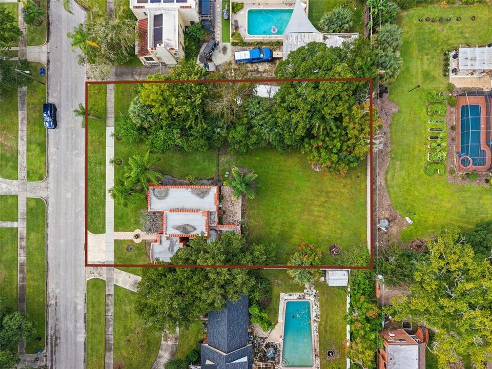 For Sale: $369,900 (2 beds, 1 baths, 1246 Square Feet)