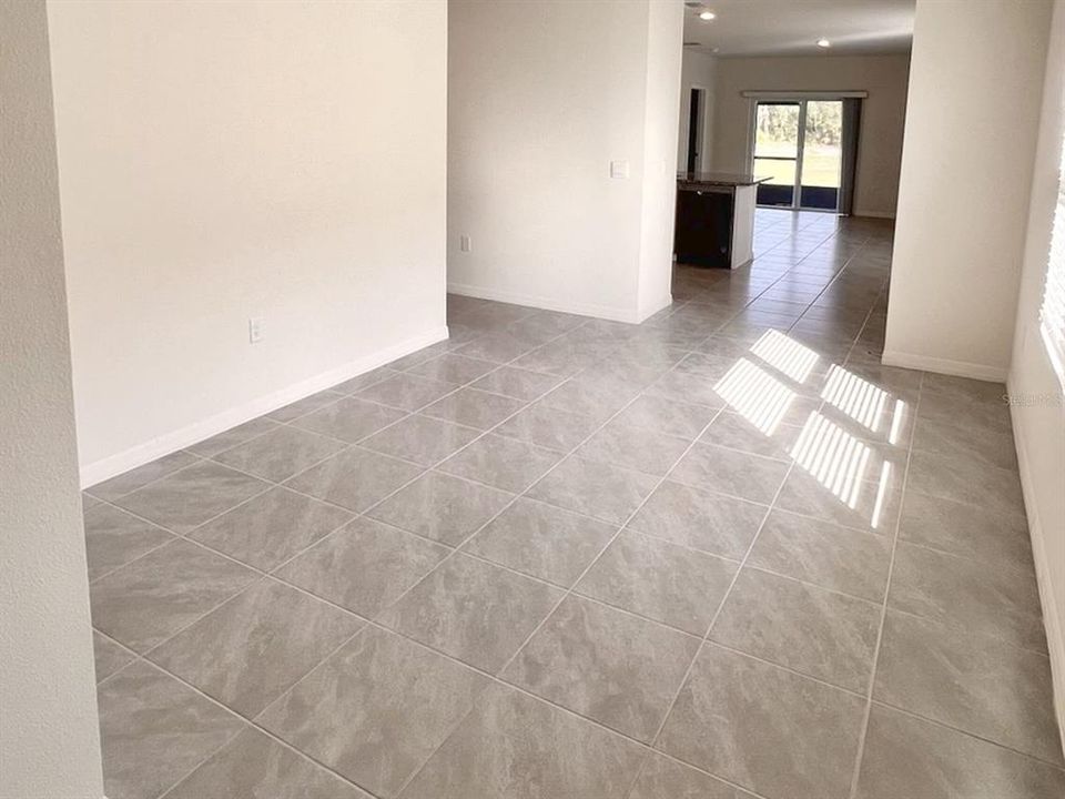En Venta: $360,000 (3 camas, 2 baños, 1516 Pies cuadrados)