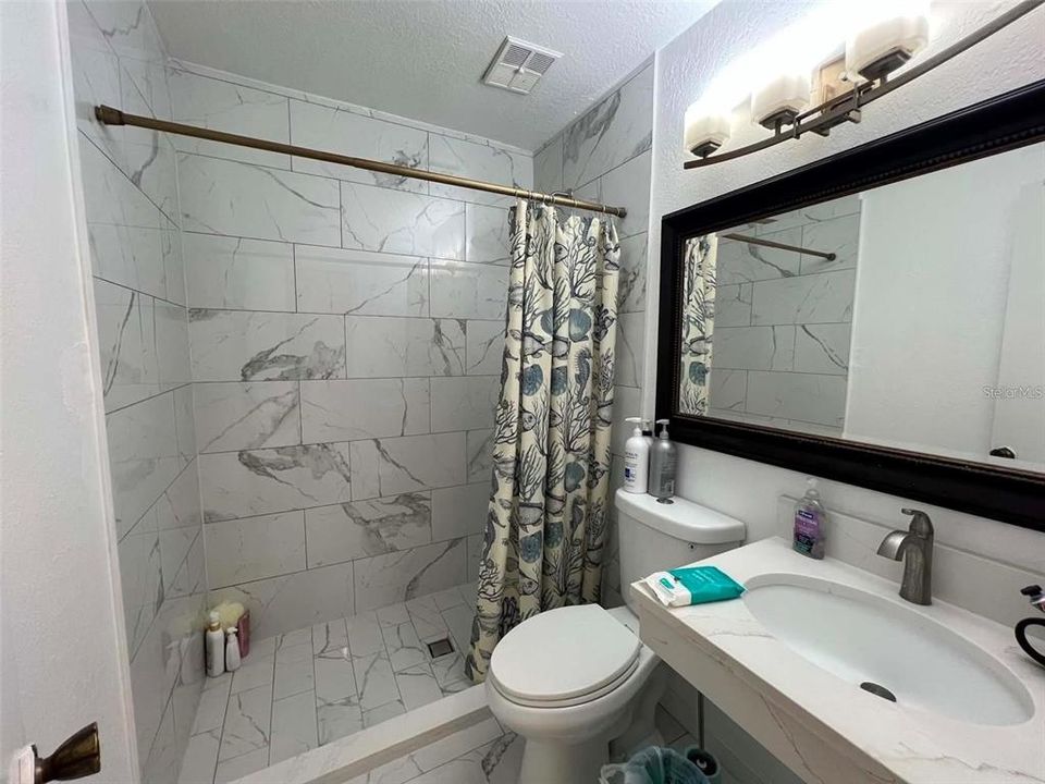 For Sale: $440,000 (4 beds, 3 baths, 1989 Square Feet)