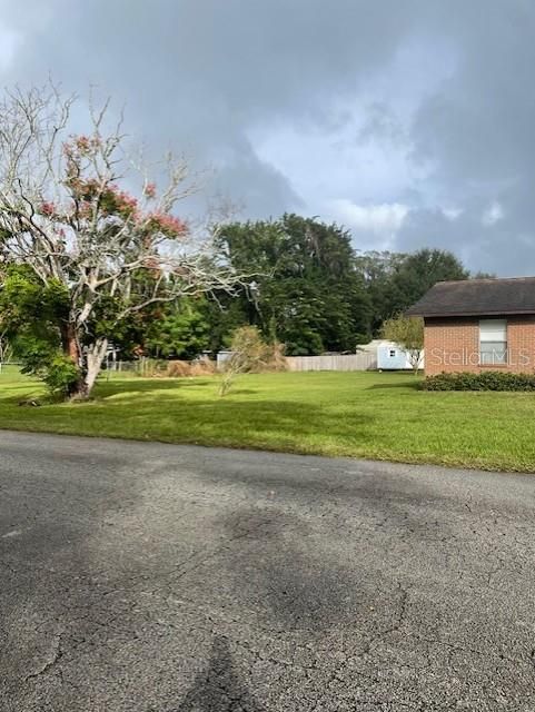 For Sale: $265,000 (3 beds, 1 baths, 1040 Square Feet)