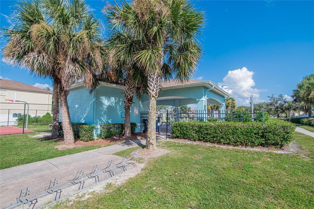 For Sale: $340,000 (3 beds, 2 baths, 2540 Square Feet)