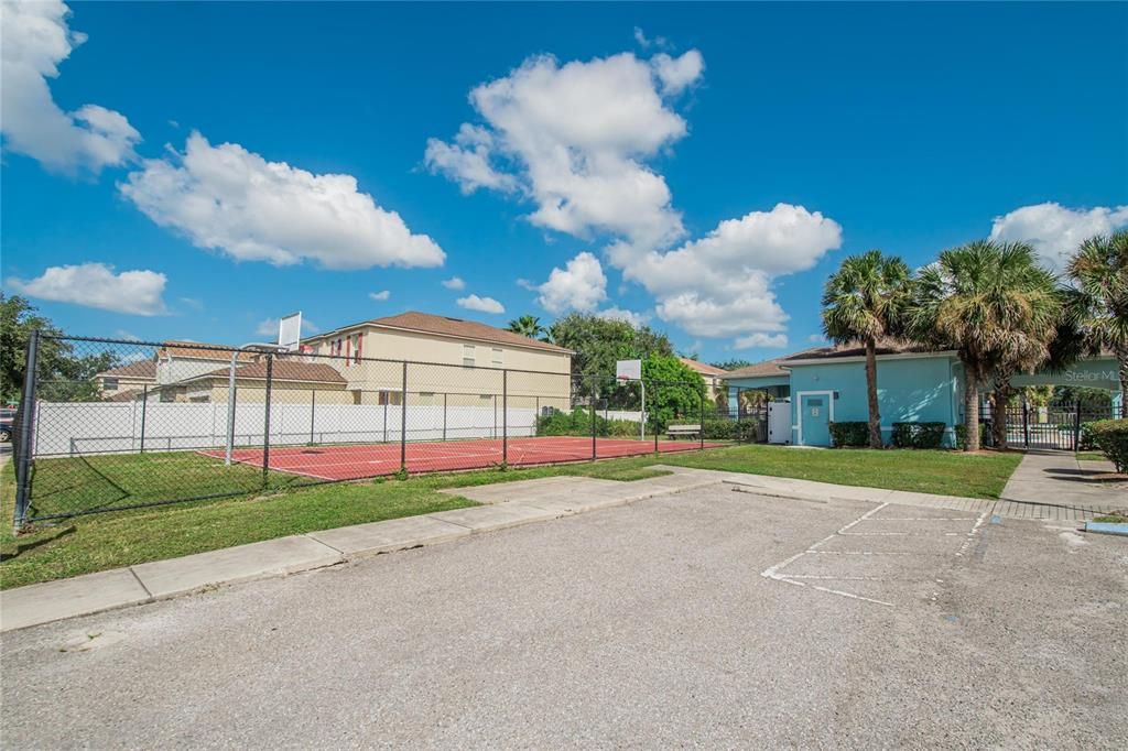 For Sale: $340,000 (3 beds, 2 baths, 2540 Square Feet)