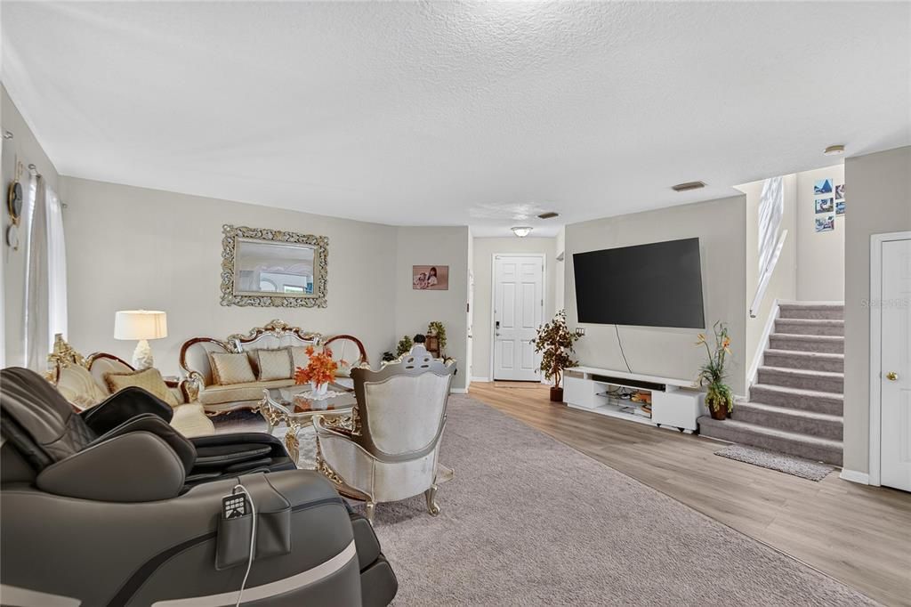 For Sale: $340,000 (3 beds, 2 baths, 2540 Square Feet)