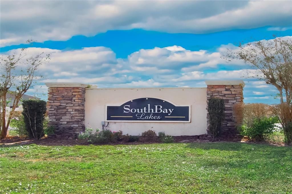 For Sale: $340,000 (3 beds, 2 baths, 2540 Square Feet)