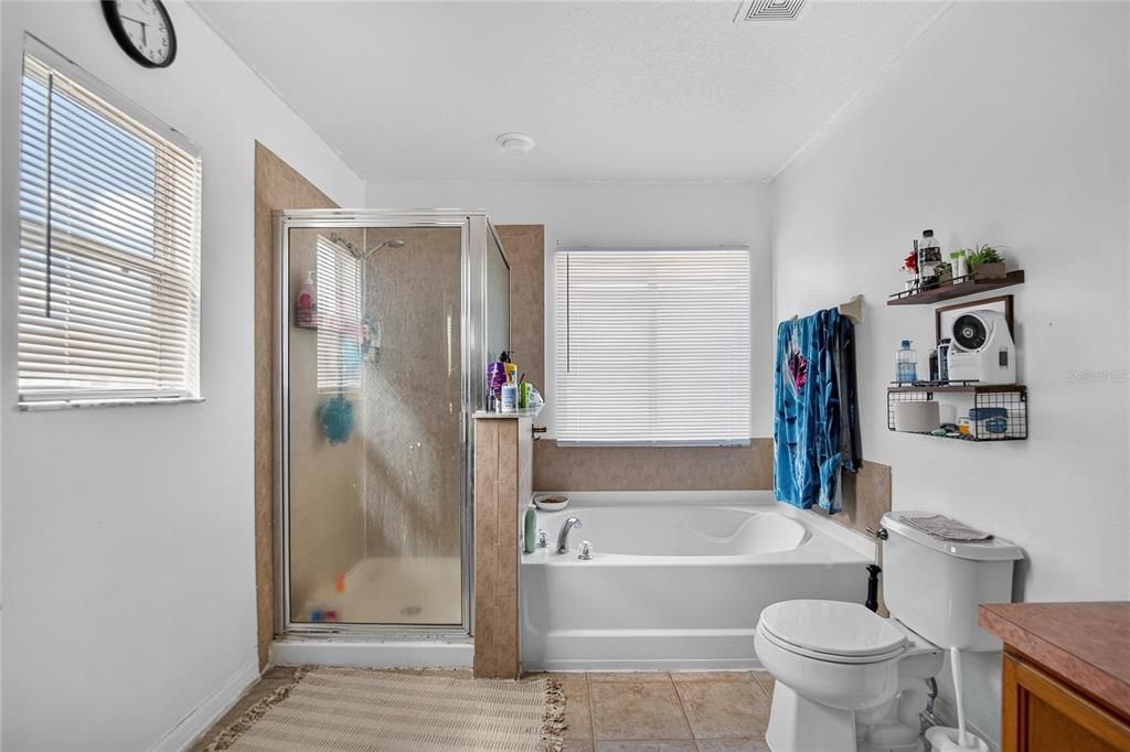 For Sale: $340,000 (3 beds, 2 baths, 2540 Square Feet)