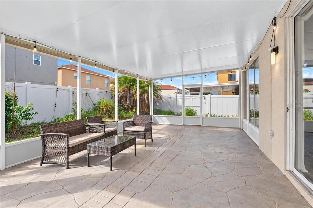 For Sale: $340,000 (3 beds, 2 baths, 2540 Square Feet)