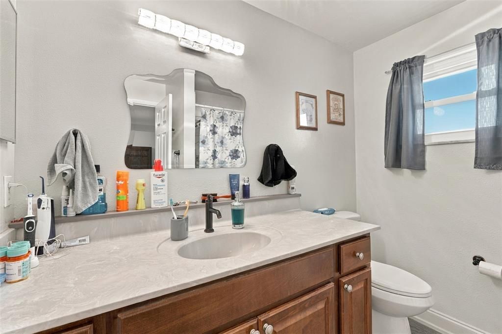 For Sale: $299,900 (3 beds, 2 baths, 1243 Square Feet)
