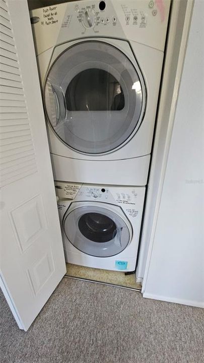 На продажу: $130,000 (2 спален, 2 ванн, 899 Квадратных фут)