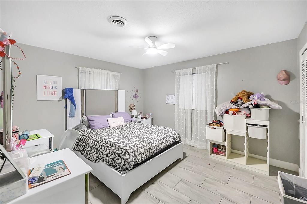 For Sale: $430,000 (4 beds, 2 baths, 1608 Square Feet)