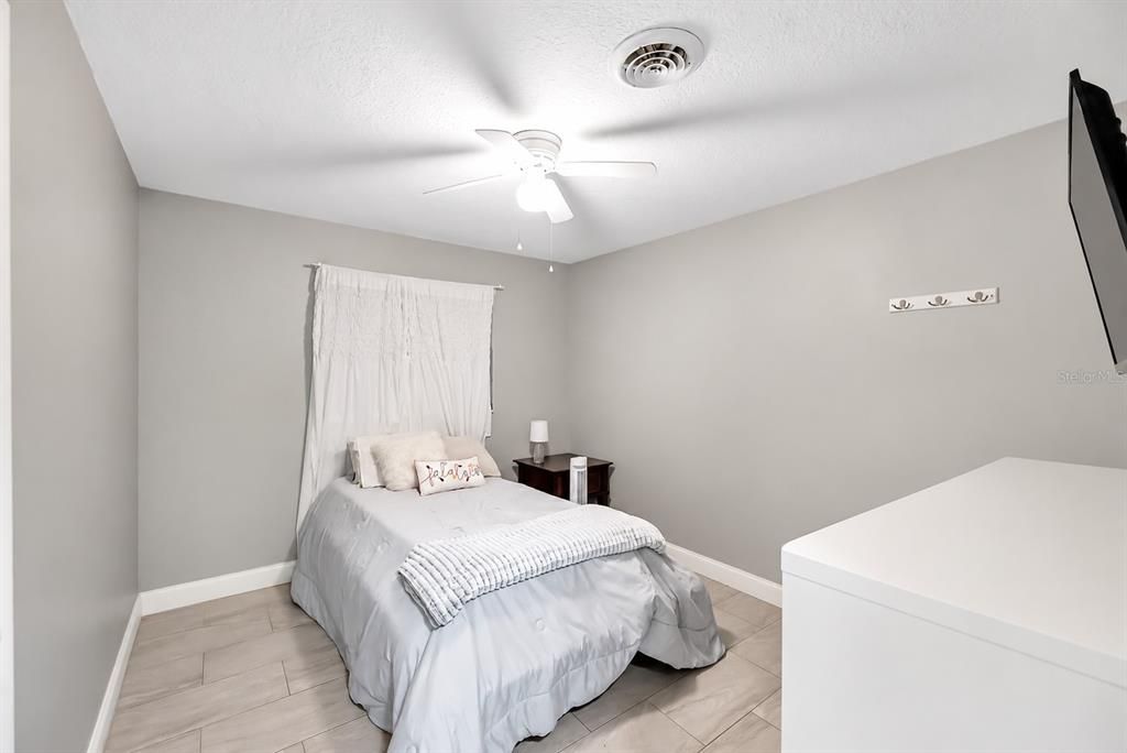 For Sale: $430,000 (4 beds, 2 baths, 1608 Square Feet)