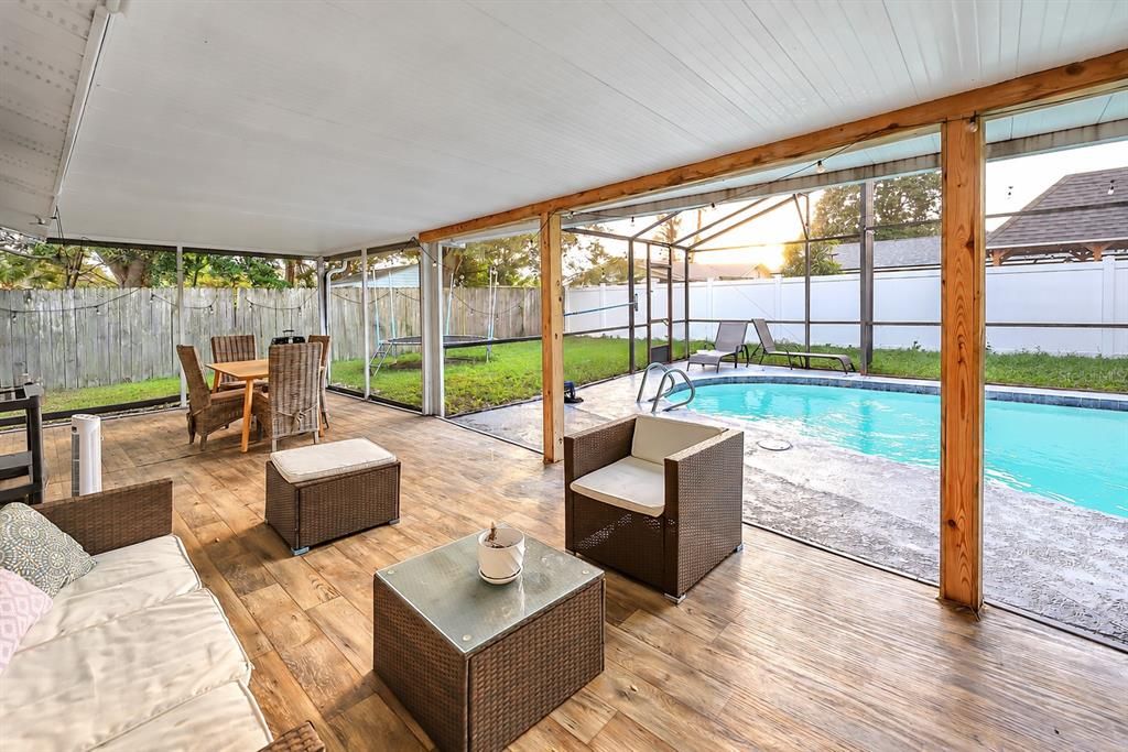 For Sale: $430,000 (4 beds, 2 baths, 1608 Square Feet)