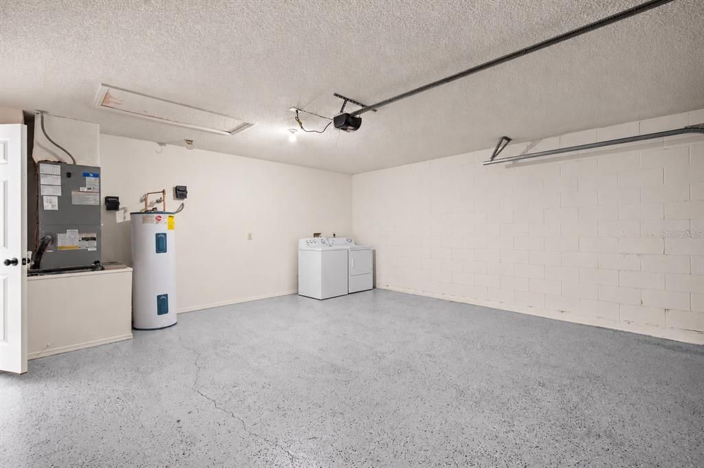 For Sale: $415,000 (4 beds, 2 baths, 1449 Square Feet)