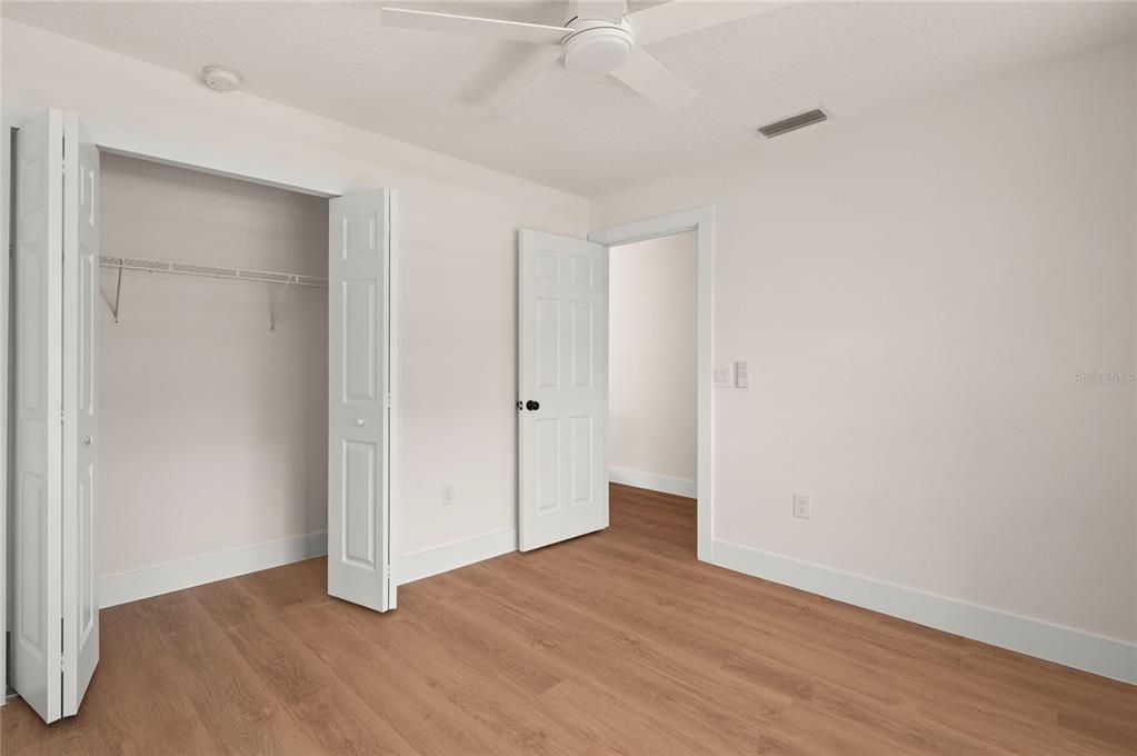 For Sale: $415,000 (4 beds, 2 baths, 1449 Square Feet)