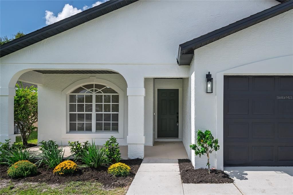 For Sale: $415,000 (4 beds, 2 baths, 1449 Square Feet)