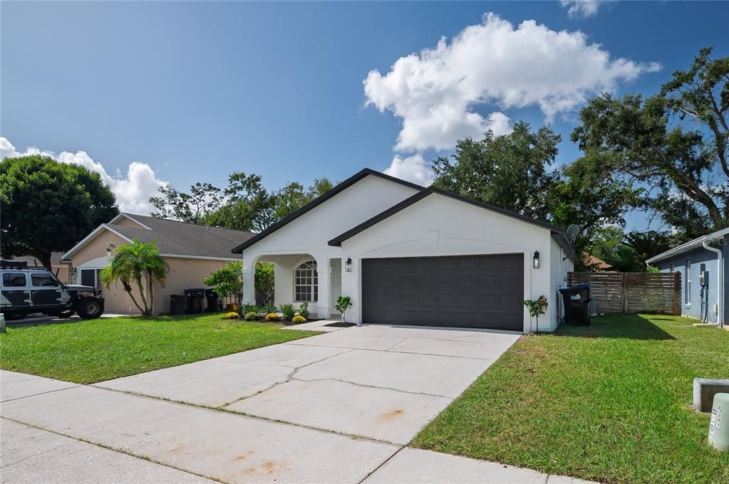 For Sale: $415,000 (4 beds, 2 baths, 1449 Square Feet)