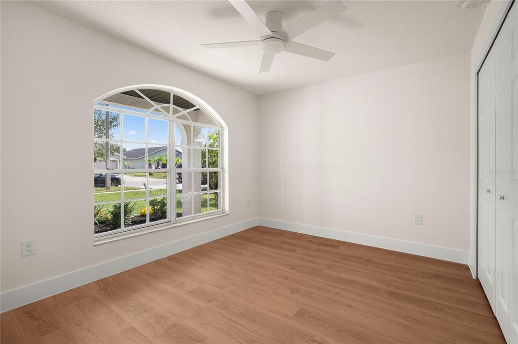 For Sale: $415,000 (4 beds, 2 baths, 1449 Square Feet)