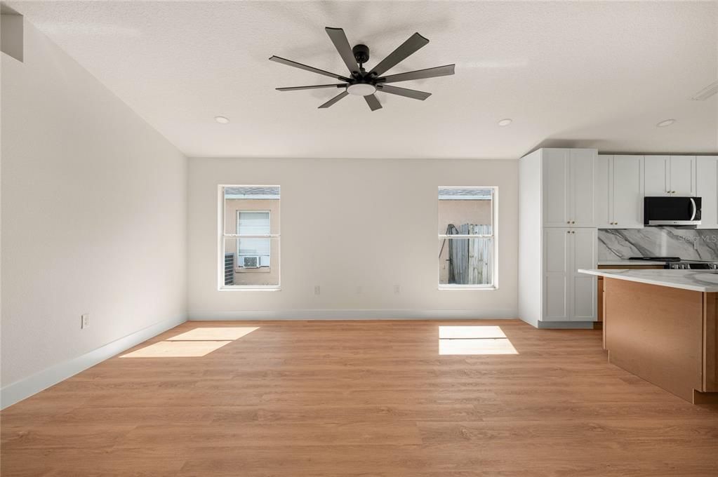 For Sale: $415,000 (4 beds, 2 baths, 1449 Square Feet)