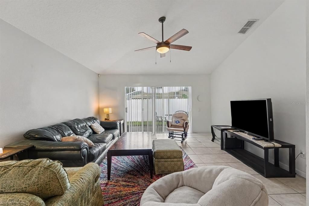 For Sale: $429,900 (4 beds, 2 baths, 1956 Square Feet)