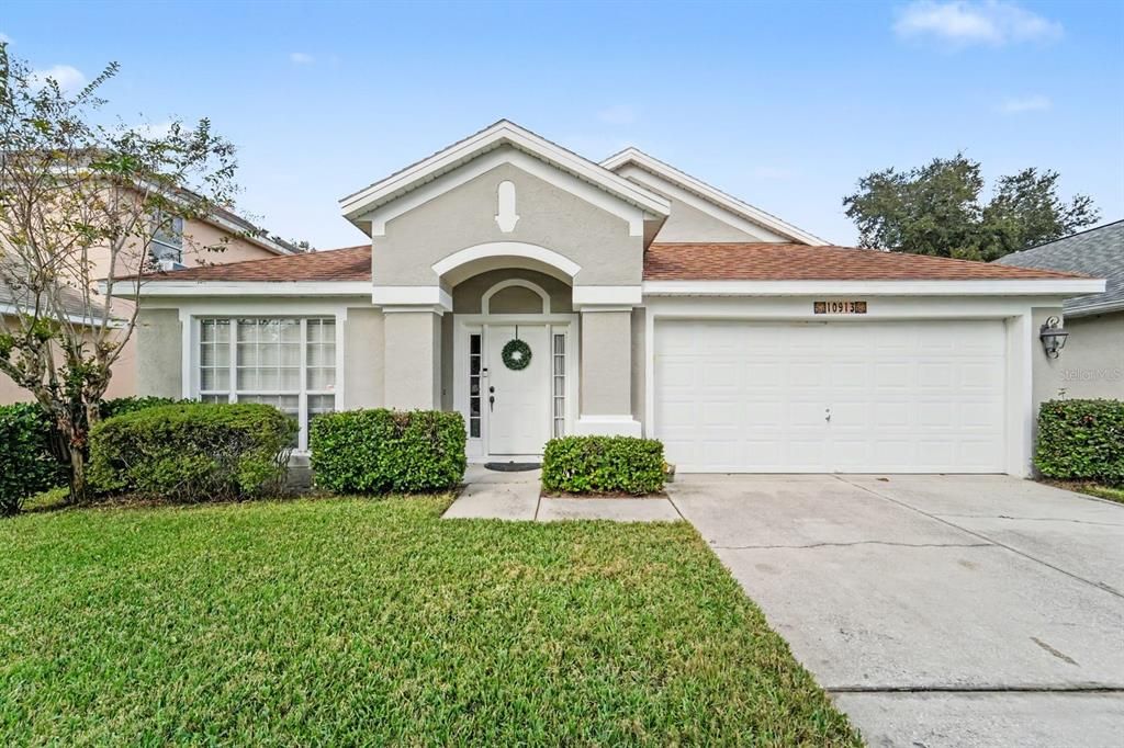 For Sale: $429,900 (4 beds, 2 baths, 1956 Square Feet)