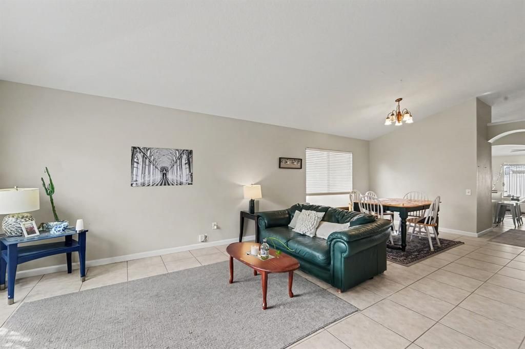 For Sale: $429,900 (4 beds, 2 baths, 1956 Square Feet)
