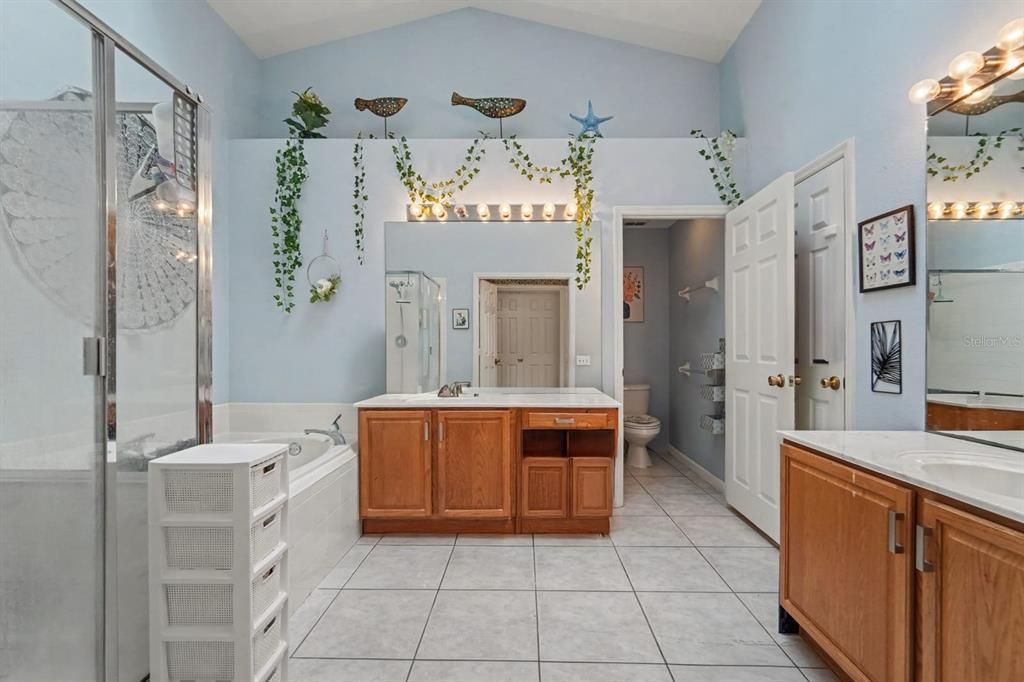 For Sale: $429,900 (4 beds, 2 baths, 1956 Square Feet)
