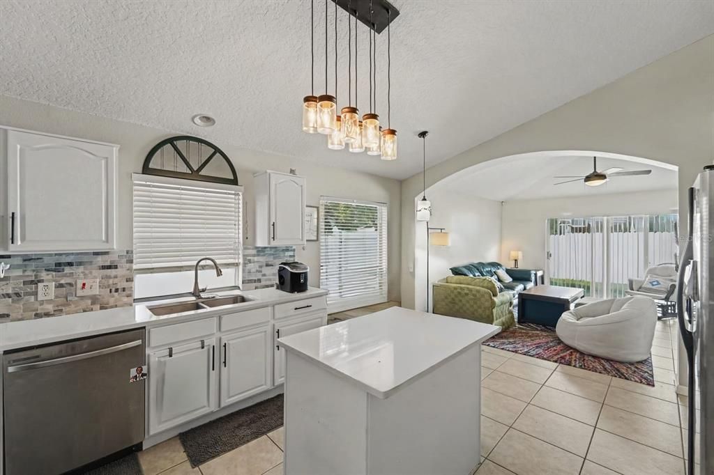 For Sale: $429,900 (4 beds, 2 baths, 1956 Square Feet)