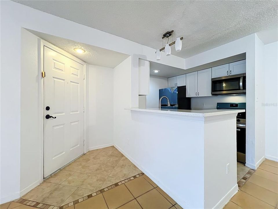 En Venta: $170,000 (2 camas, 2 baños, 988 Pies cuadrados)