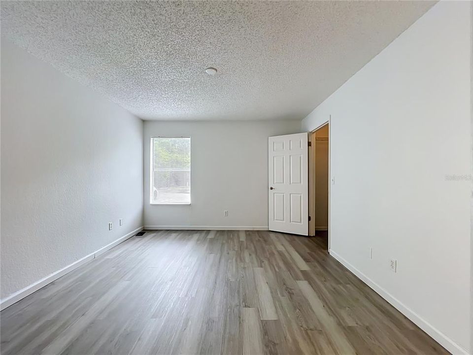 En Venta: $170,000 (2 camas, 2 baños, 988 Pies cuadrados)