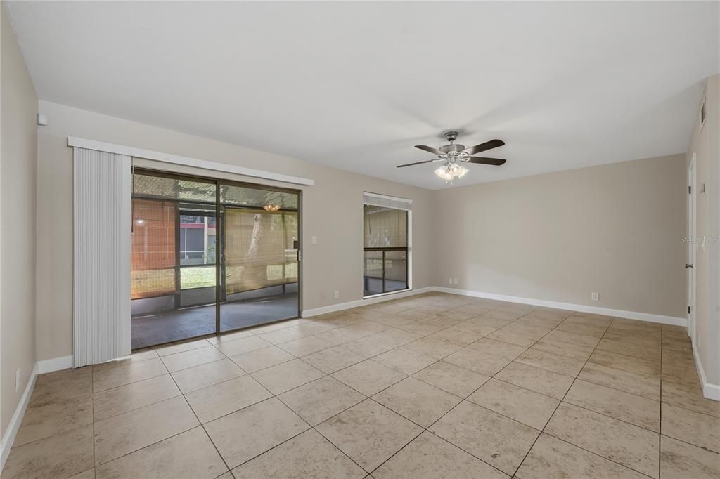 For Sale: $225,000 (3 beds, 2 baths, 1400 Square Feet)