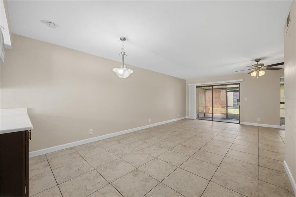 For Sale: $225,000 (3 beds, 2 baths, 1400 Square Feet)