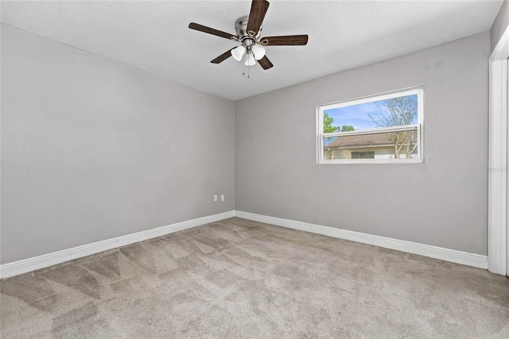 For Sale: $310,000 (3 beds, 2 baths, 1050 Square Feet)