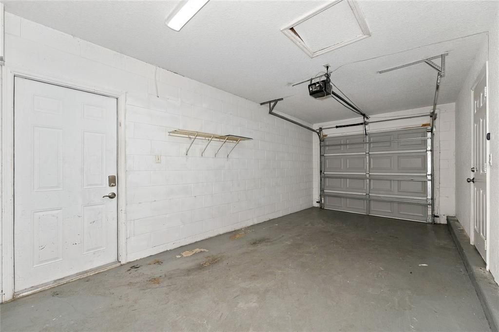 For Sale: $310,000 (3 beds, 2 baths, 1050 Square Feet)
