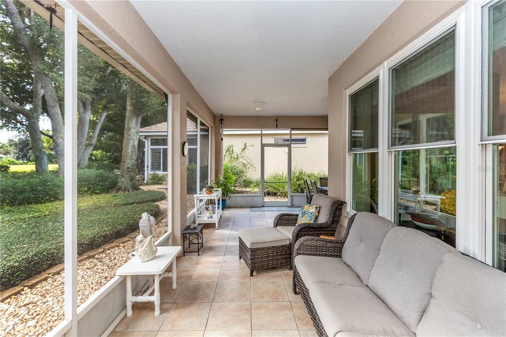 For Sale: $389,999 (3 beds, 2 baths, 1719 Square Feet)