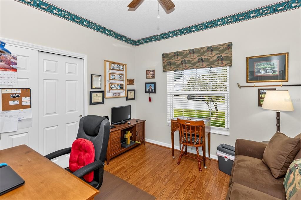 For Sale: $389,999 (3 beds, 2 baths, 1719 Square Feet)