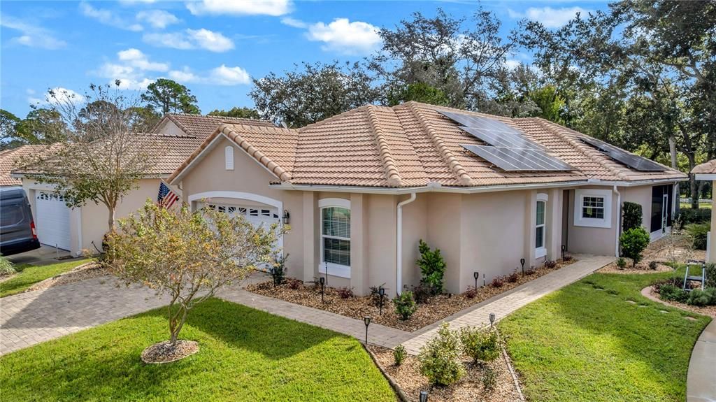 For Sale: $389,999 (3 beds, 2 baths, 1719 Square Feet)