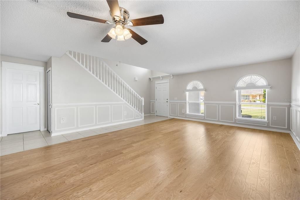 For Sale: $415,000 (4 beds, 3 baths, 3016 Square Feet)