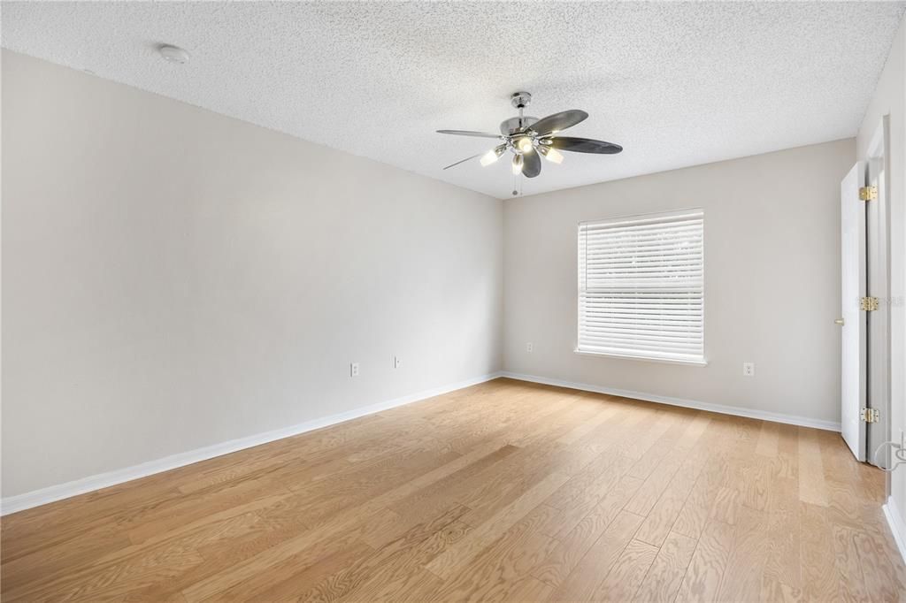 For Sale: $415,000 (4 beds, 3 baths, 3016 Square Feet)