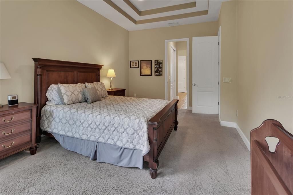For Sale: $415,000 (3 beds, 2 baths, 1904 Square Feet)