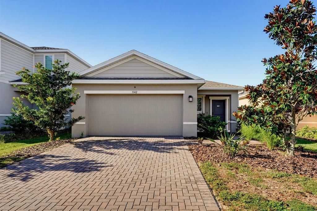 For Sale: $319,000 (3 beds, 2 baths, 1494 Square Feet)