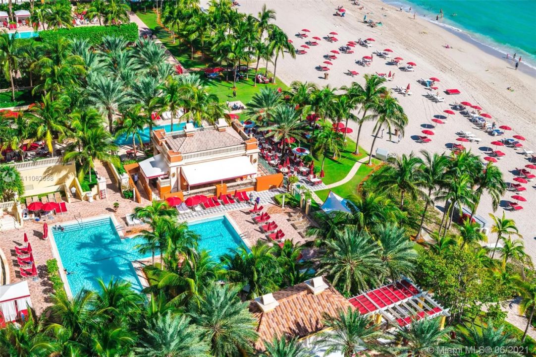 Mansions at Acqualina